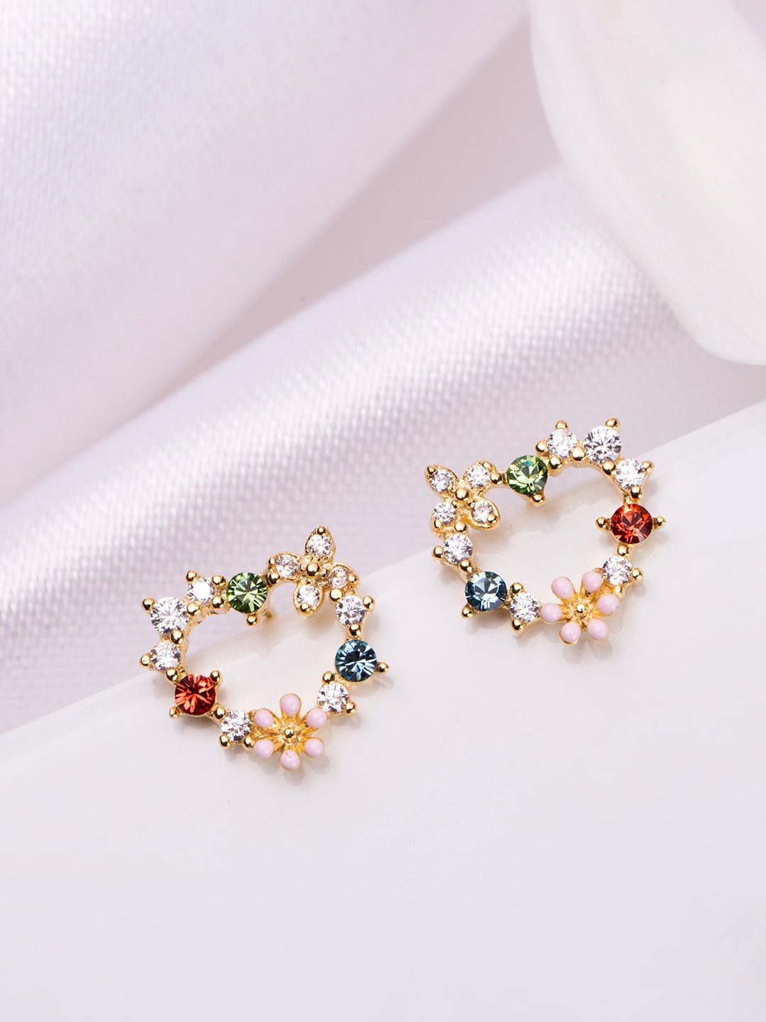 

Zavya Gold Plated 925 Pure Sterling Silver Hear Shaped Cubic Zirconia Studs