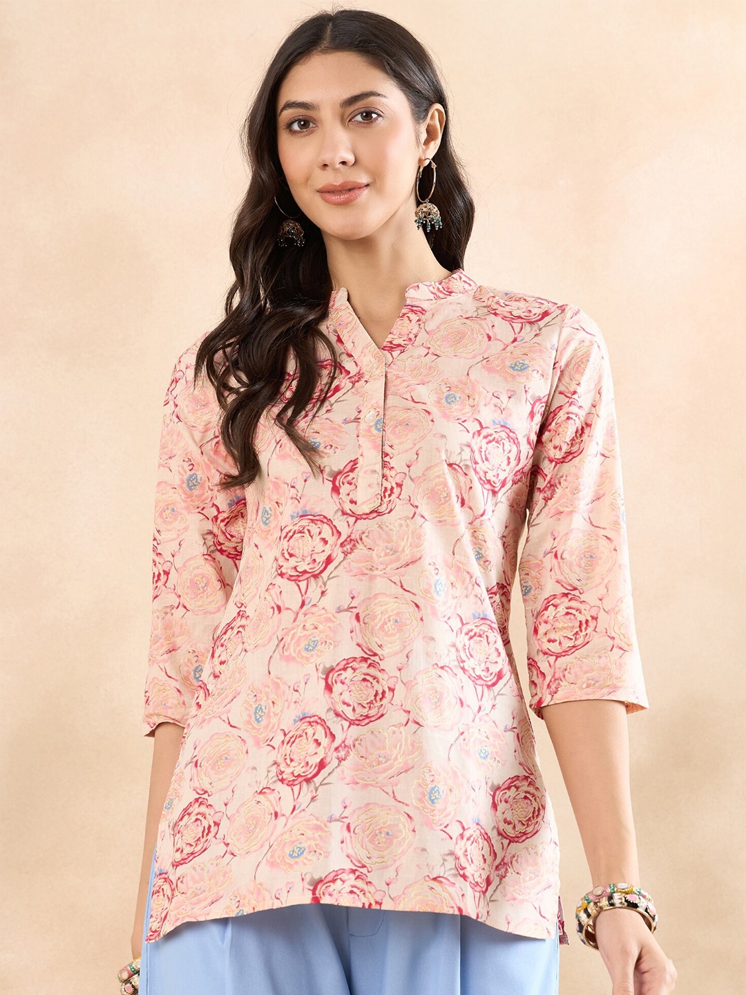 

Anouk Floral Printed Pure Cotton Straight Short Kurti, Pink