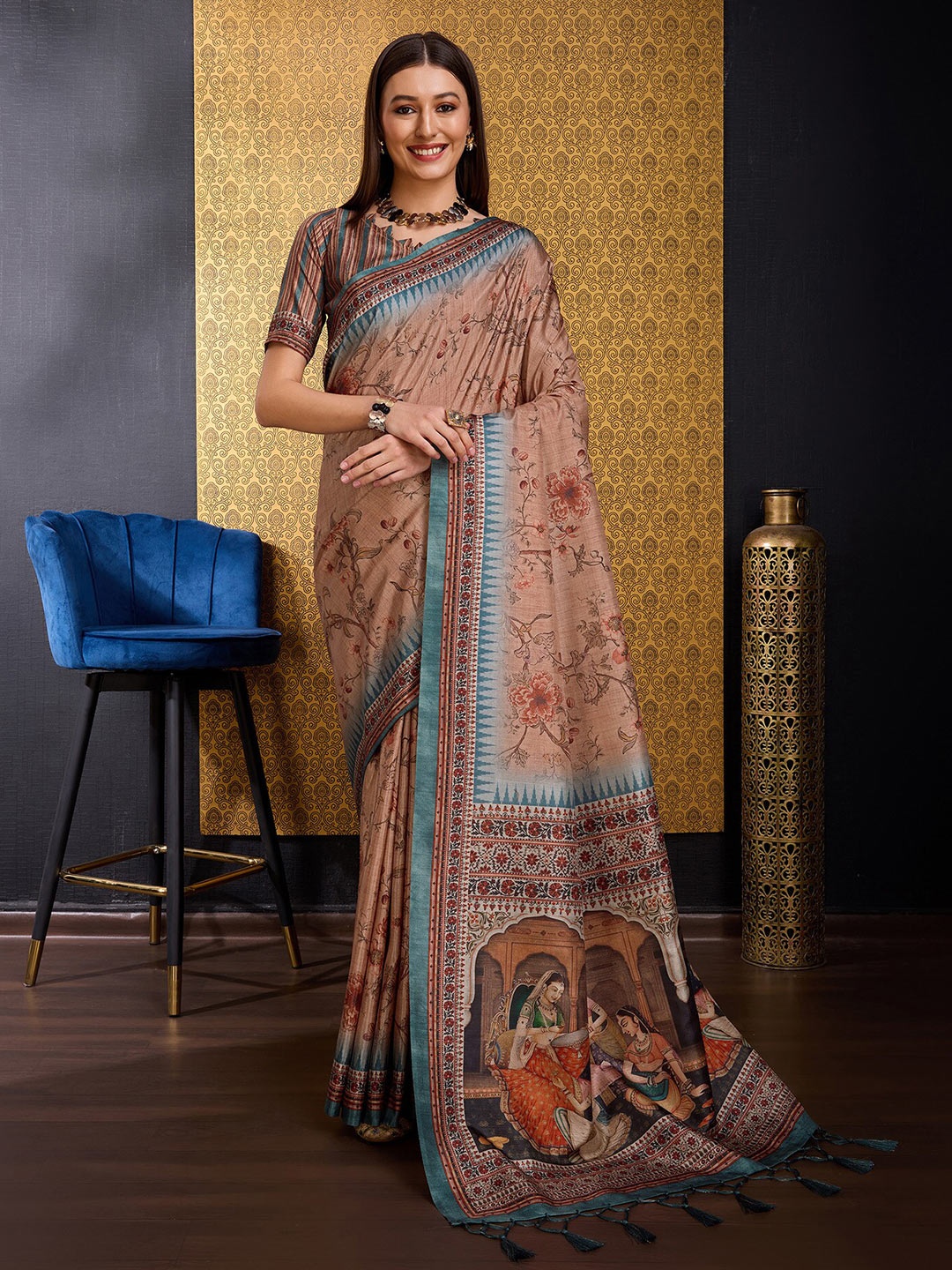 

DOI MOI Floral Printed Silk Cotton Saree, Peach
