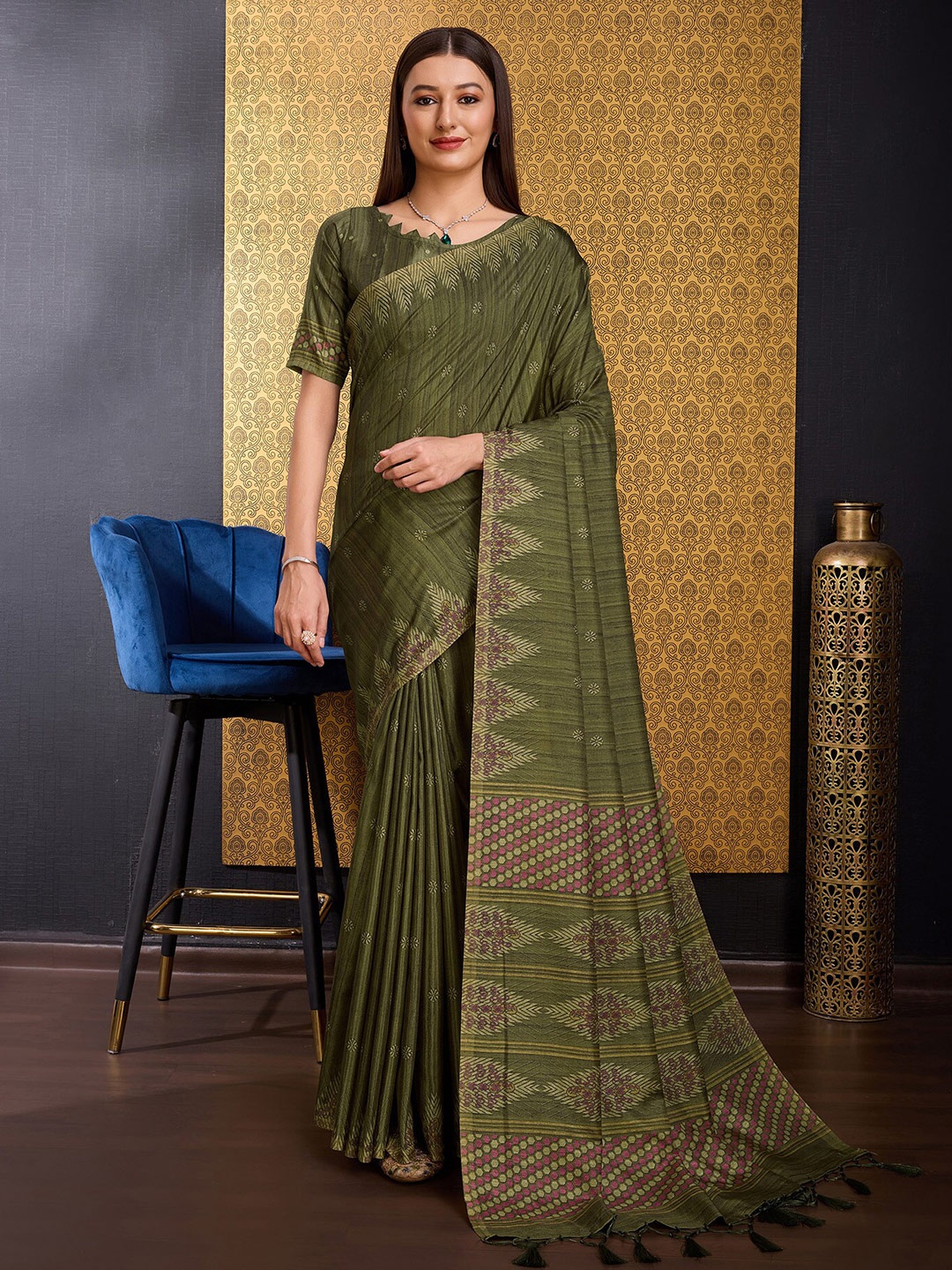 

DOI MOI Geometric Printed Silk Cotton Saree, Green