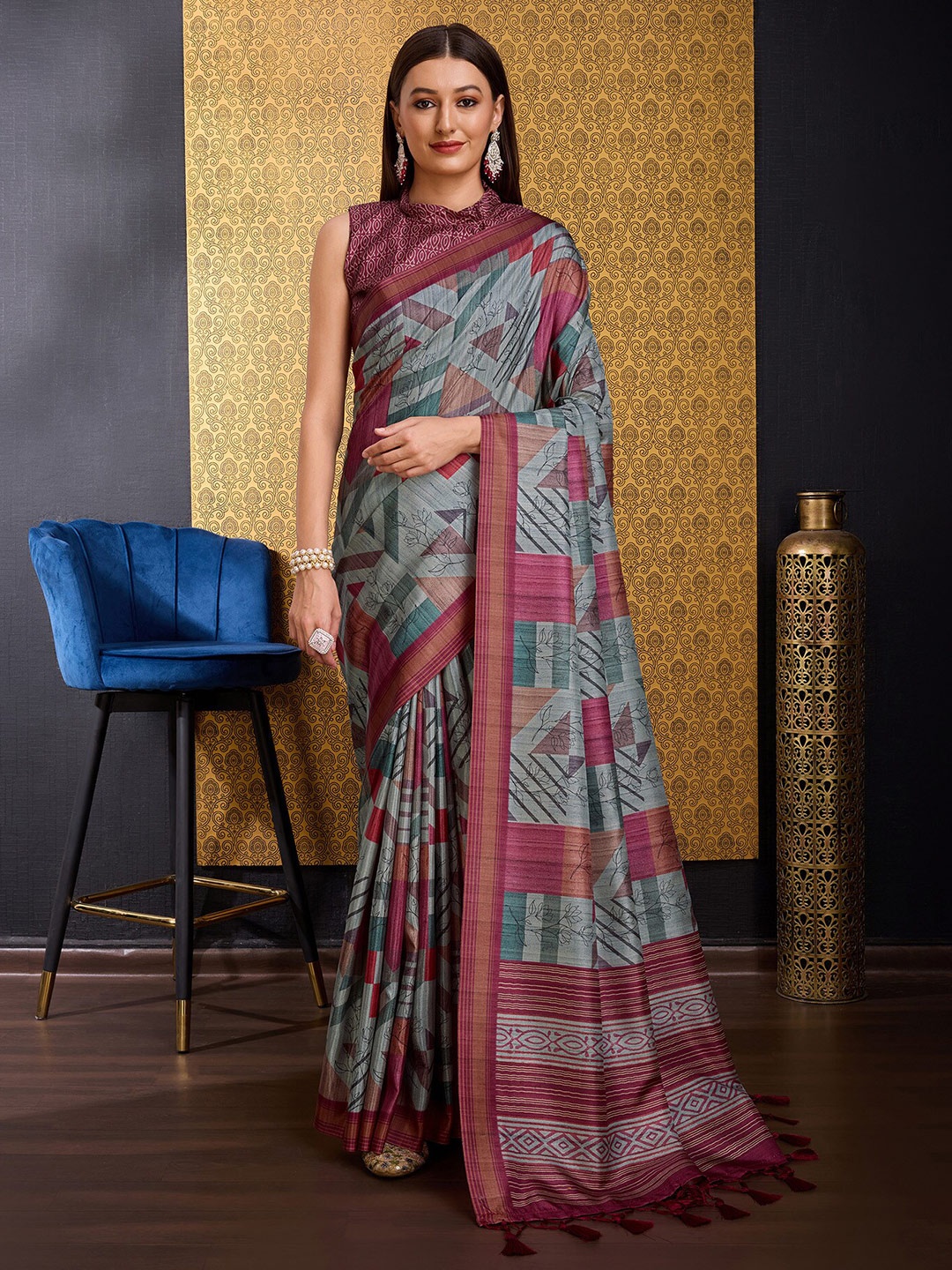 

DOI MOI Geometric Print Silk Cotton Saree, Grey