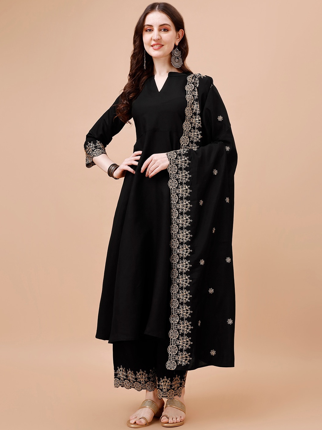 

KALINI Mandarin Collar Anarkali Kurta with Palazzos & Dupatta, Black