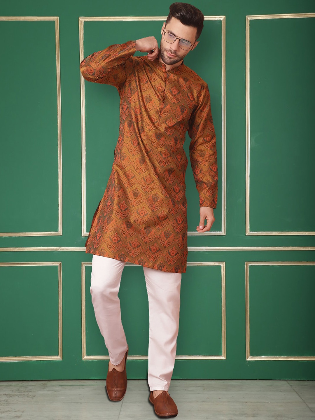 

Jompers Woven Design Mandarin Collar Pure Cotton Kurta with Pyjamas, Mustard