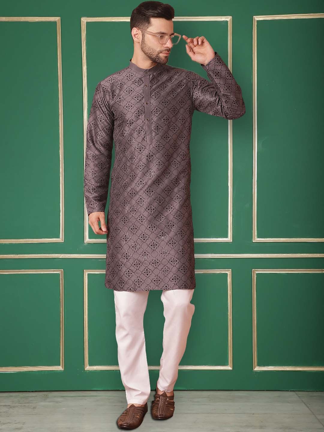

Jompers Embroidered Straight Sequinned Kurta with Pyjamas, Grey