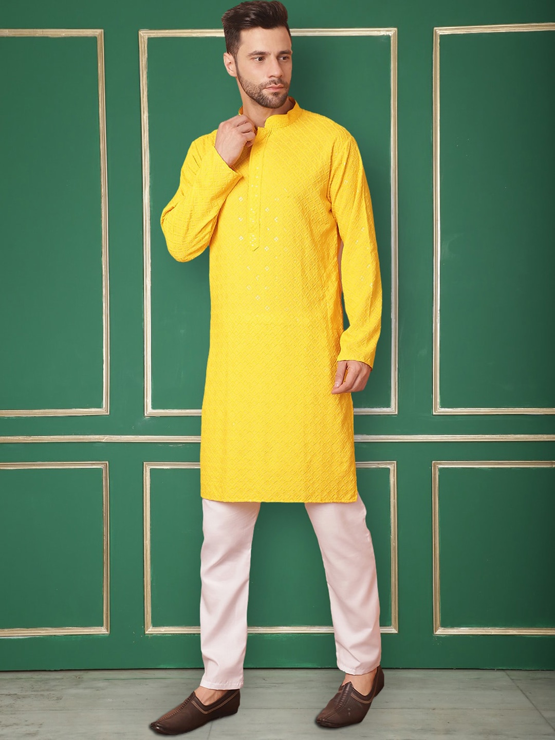 

Jompers Mandarin Collar Embroidered Regular Sequinned Straight Kurta with Pyjamas, Yellow