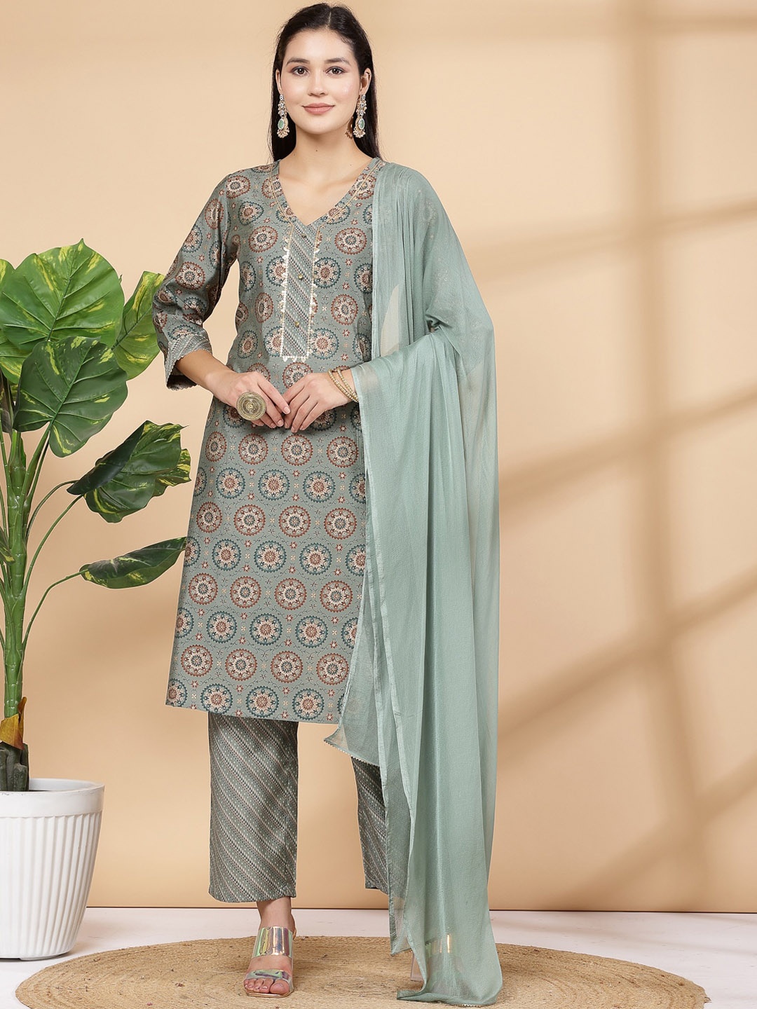 

Nayam By Lakshita Paisley Printed Regular Chanderi Cotton Kurta with Palazzos & Dupatta, Green