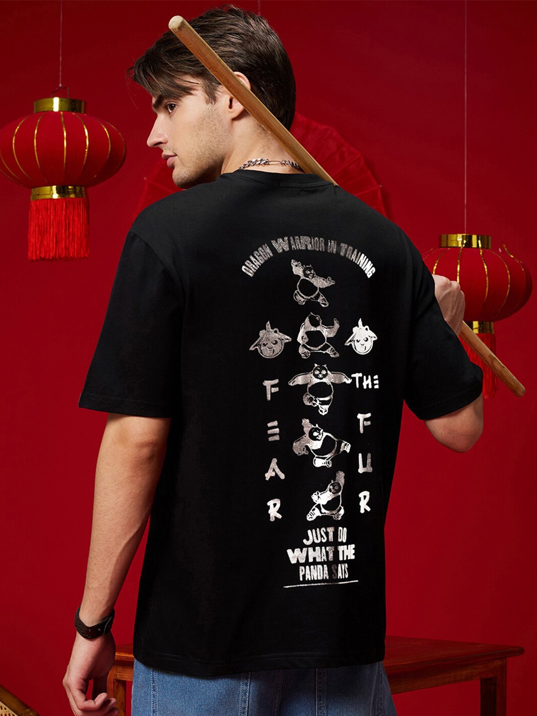 

Bewakoof Black Kung Fu Panda Printed Drop-Shoulder Sleeves Oversized Cotton T-shirt