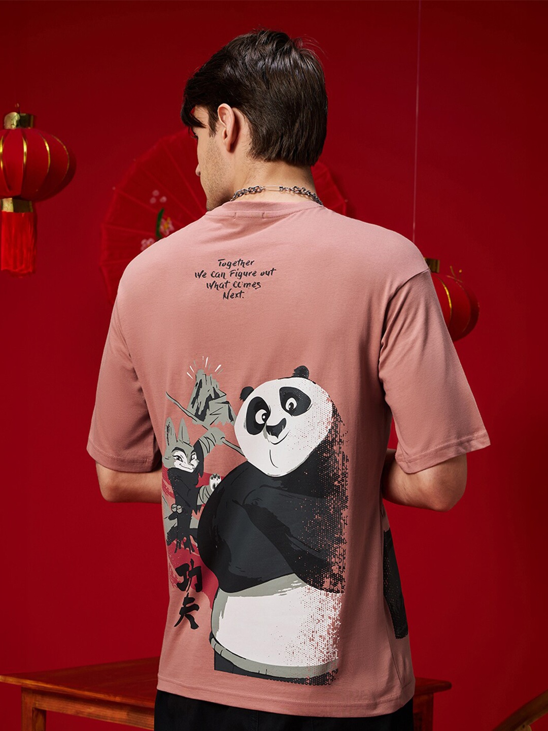

Bewakoof Pink Kung Fu Panda Printed Drop-Shoulder Sleeves Oversized Cotton T-shirt