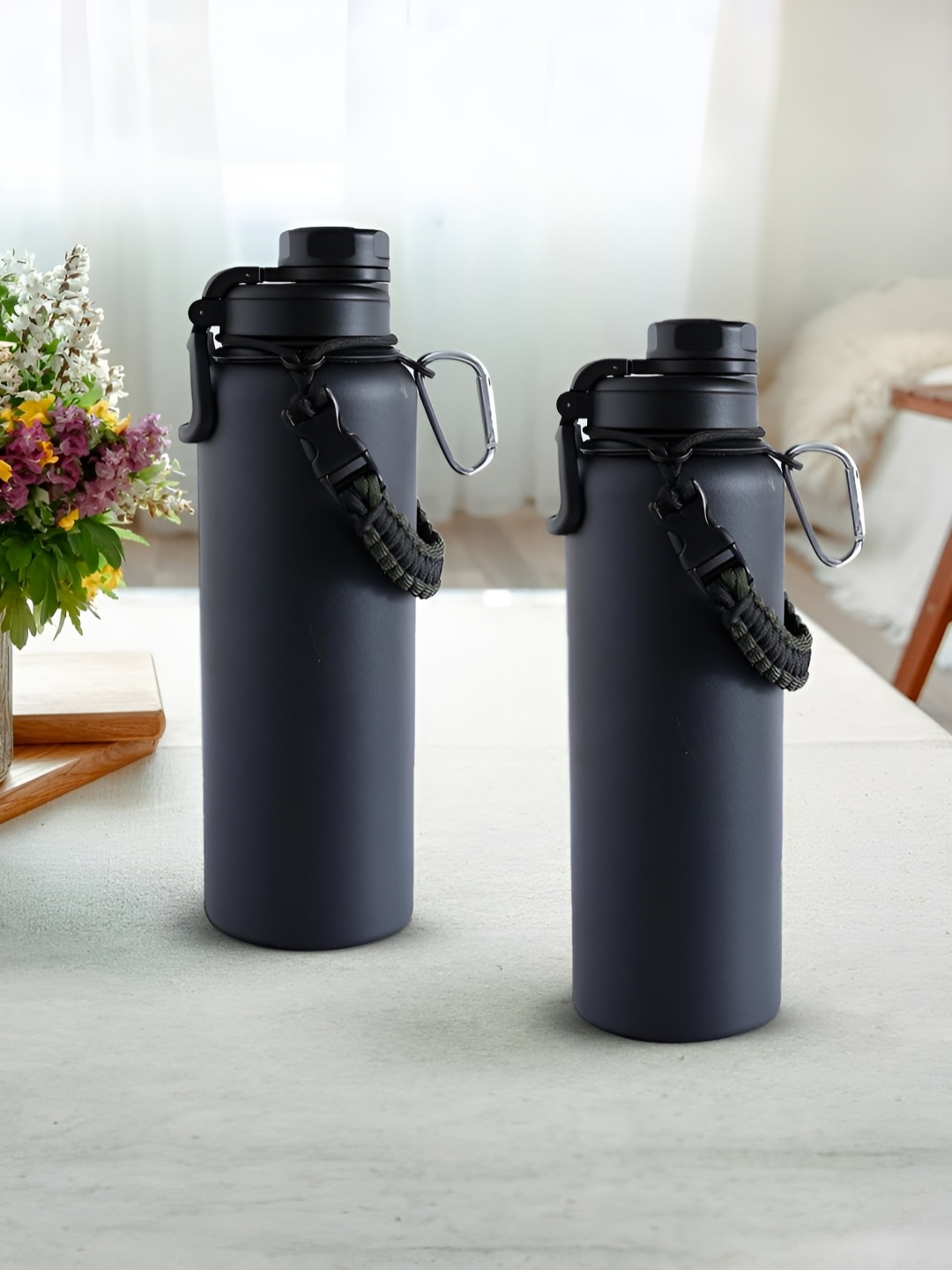 

The Better Home Black 2 Pieces Stainless Steel Water Bottles 720 ml Each