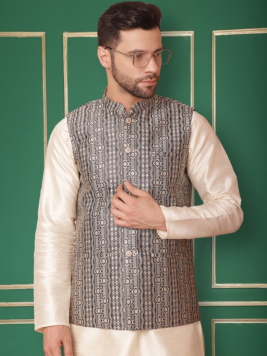 

Jompers Ethnic Motifs Woven Design Silk Cotton Nehru Jacket, Black
