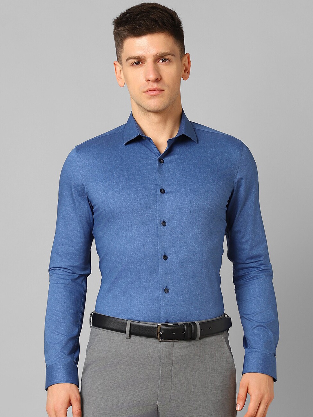 

Louis Philippe Slim Fit Opaque Cotton Casual Shirt, Blue