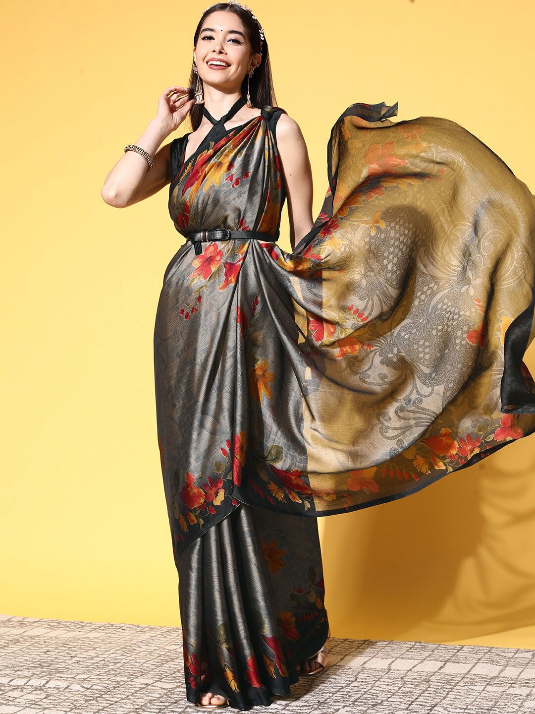 

KALINI Floral Printed Saree, Grey
