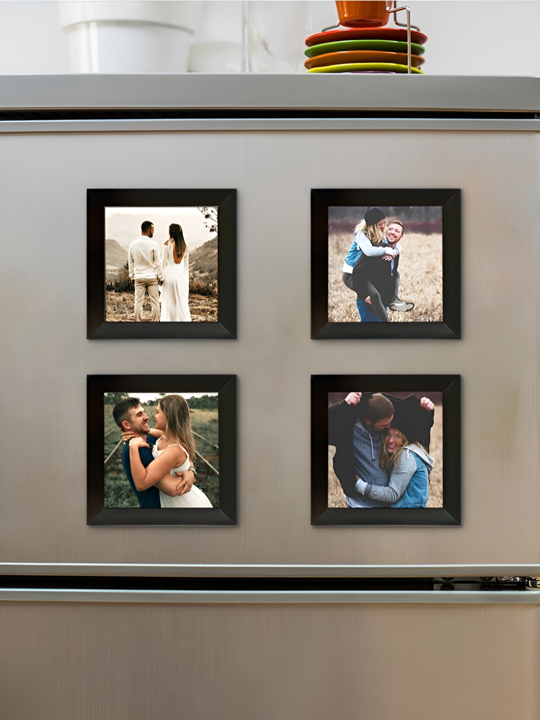 Art Street Set of 4 Refrigerator Magnet Photo frames, Black