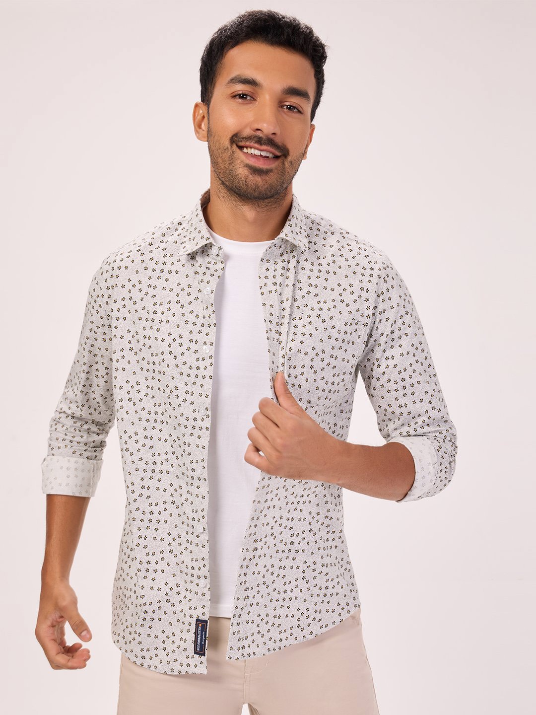 

Bombay High Comfort Floral Printed Spread Collar Curved Cotton Casual Shirt, White