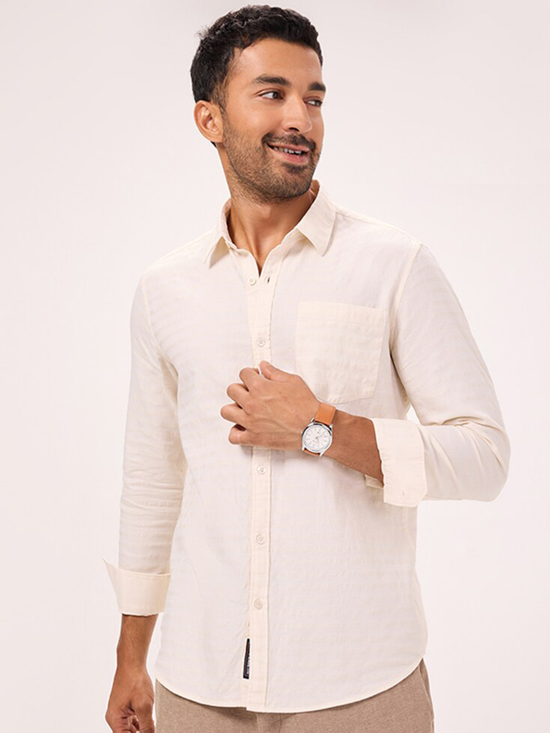 

Bombay High Comfort Spread Collar Curved Cotton Casual Shirt, Off white