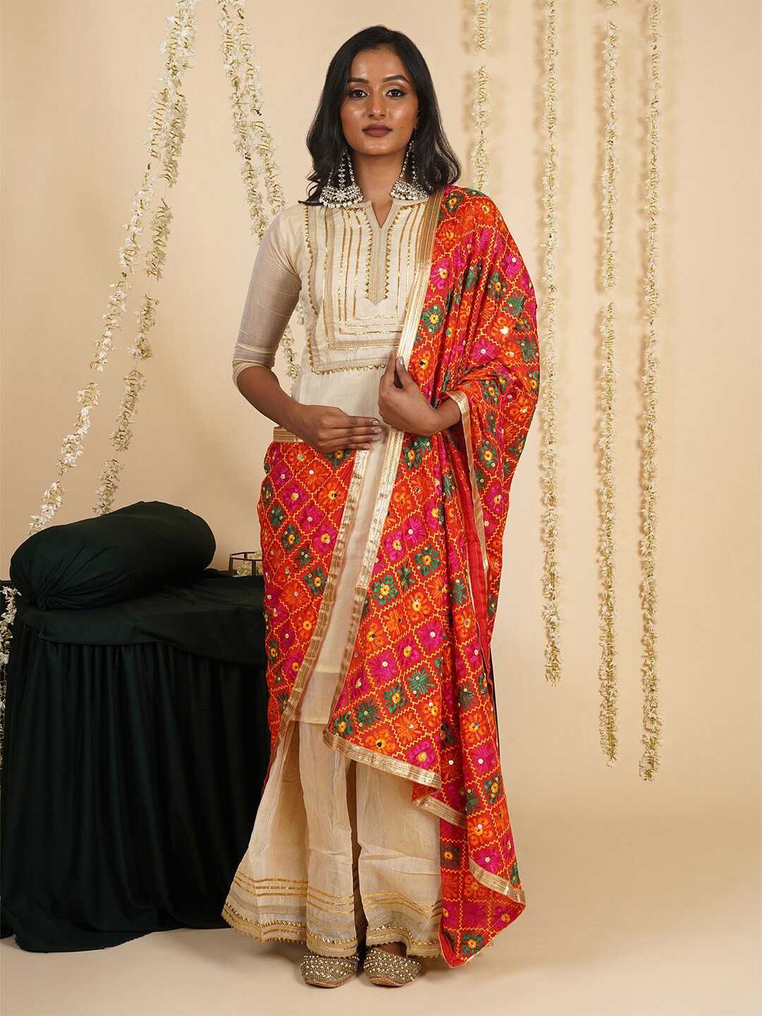 

TEEJH Ethnic Motifs Embroidered Phulkari Dupatta, Orange