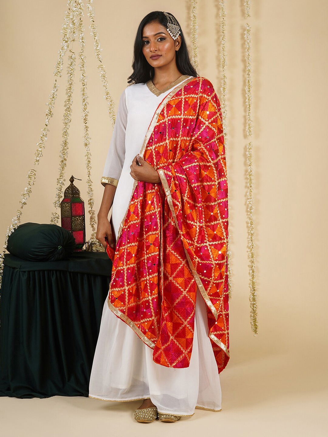 

TEEJH Ethnic Motifs Embroidered Phulkari Dupatta, Orange