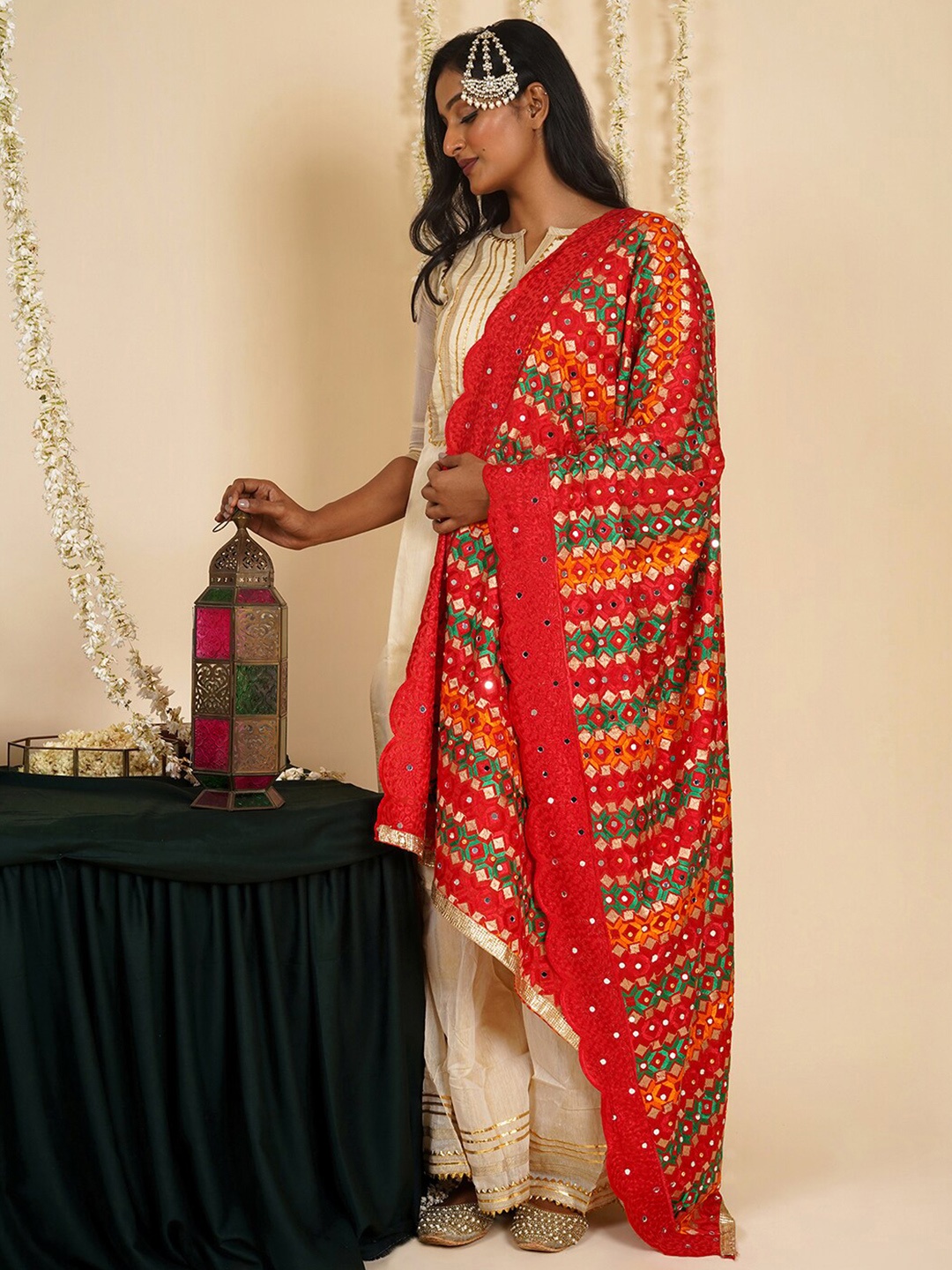 

TEEJH Ethnic Motifs Embroidered Phulkari Dupatta, Orange