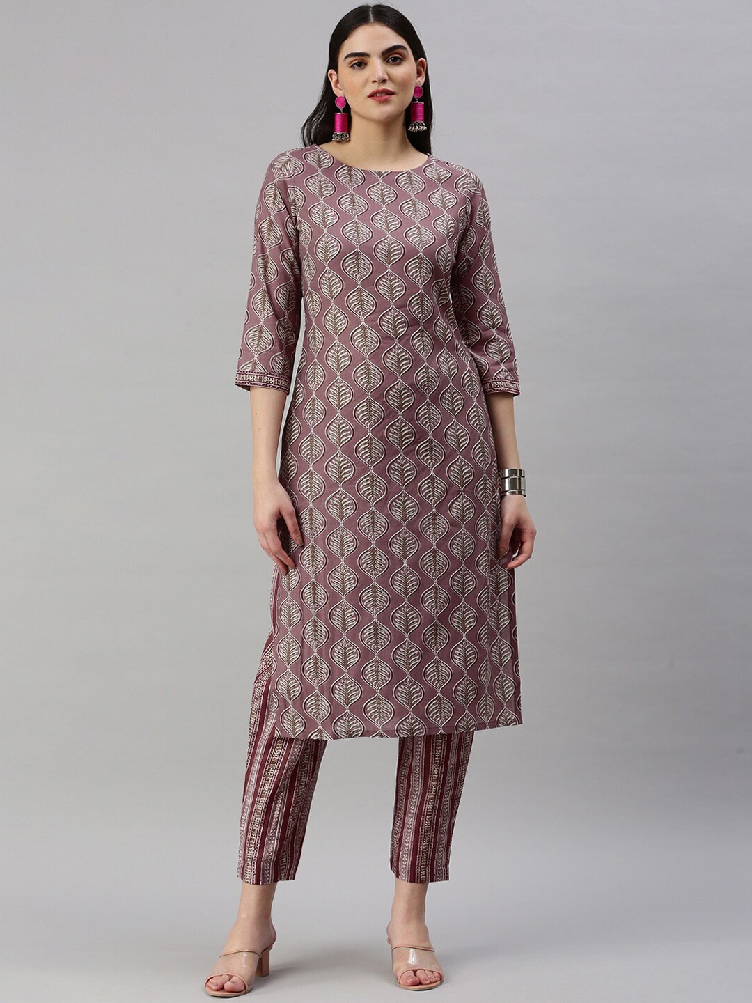 

KALINI Floral Printed Round Neck Chanderi Cotton Straight Kurta with Trousers, Lavender