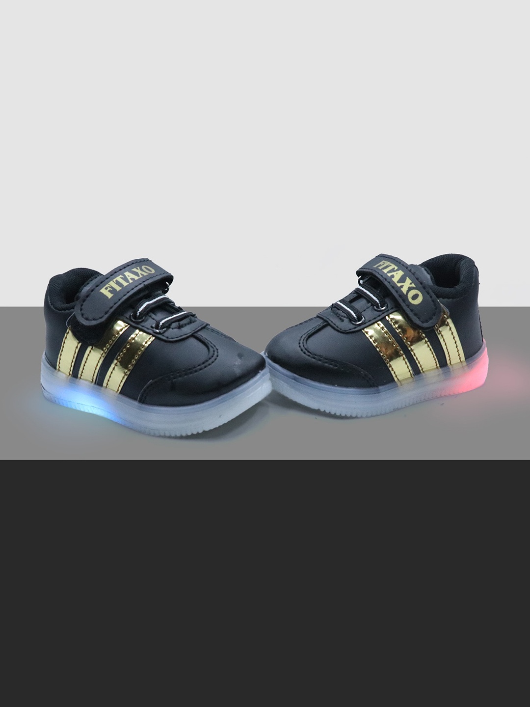 

FEETWELL SHOES Kids Round Toe LED Sneakers, Black