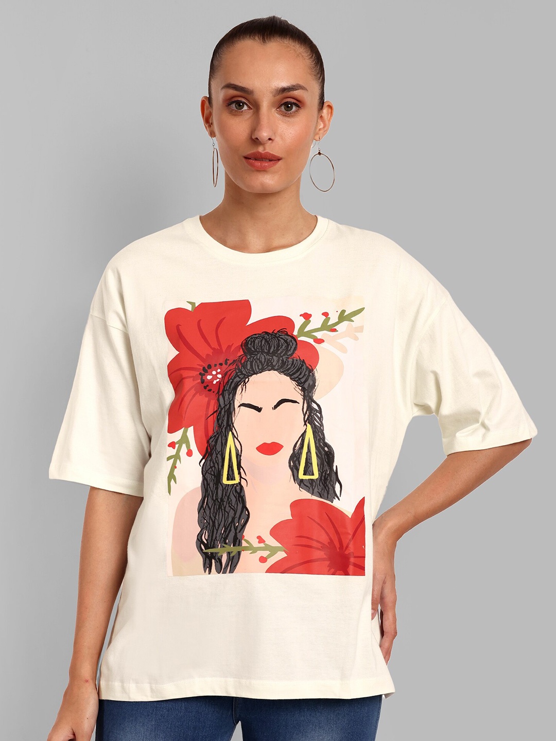 

HEYLAY Graphic Printed Drop-Shoulder Sleeves Pure Cotton Oversized T-shirt, Cream