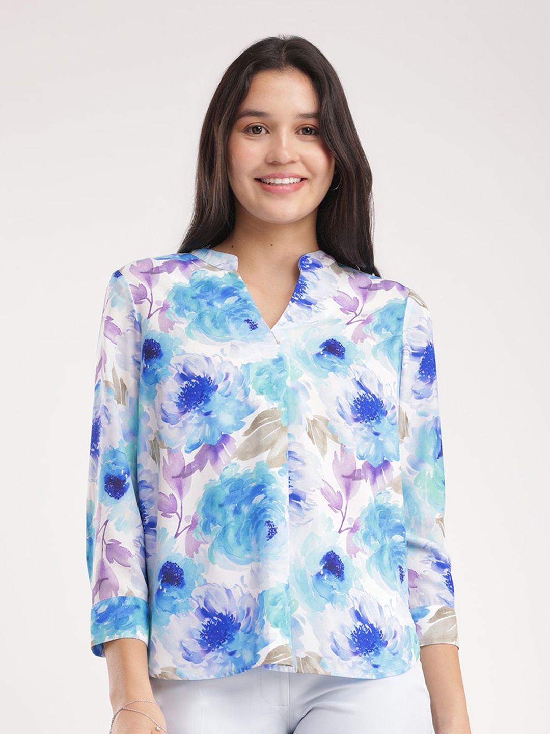 

FableStreet Abstract Printed Mandarin Collar Shirt Style Top, Blue