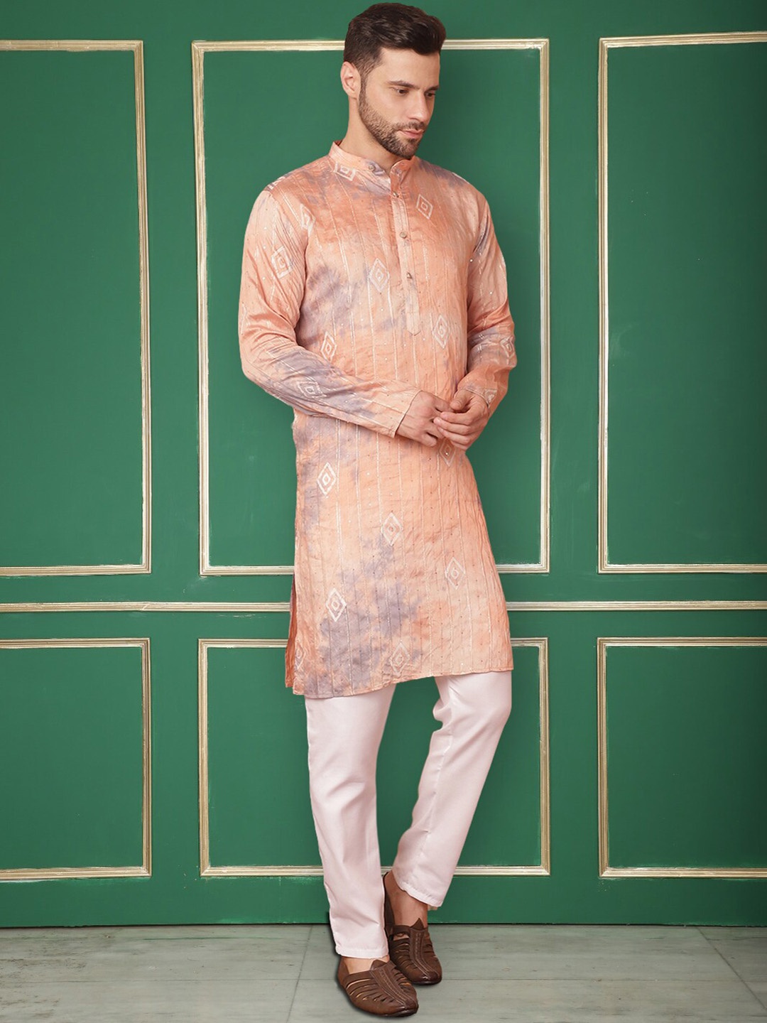 

Jompers Abstract Mandarin Collar Long Sleeves Thread Work Cotton Kurta, Peach