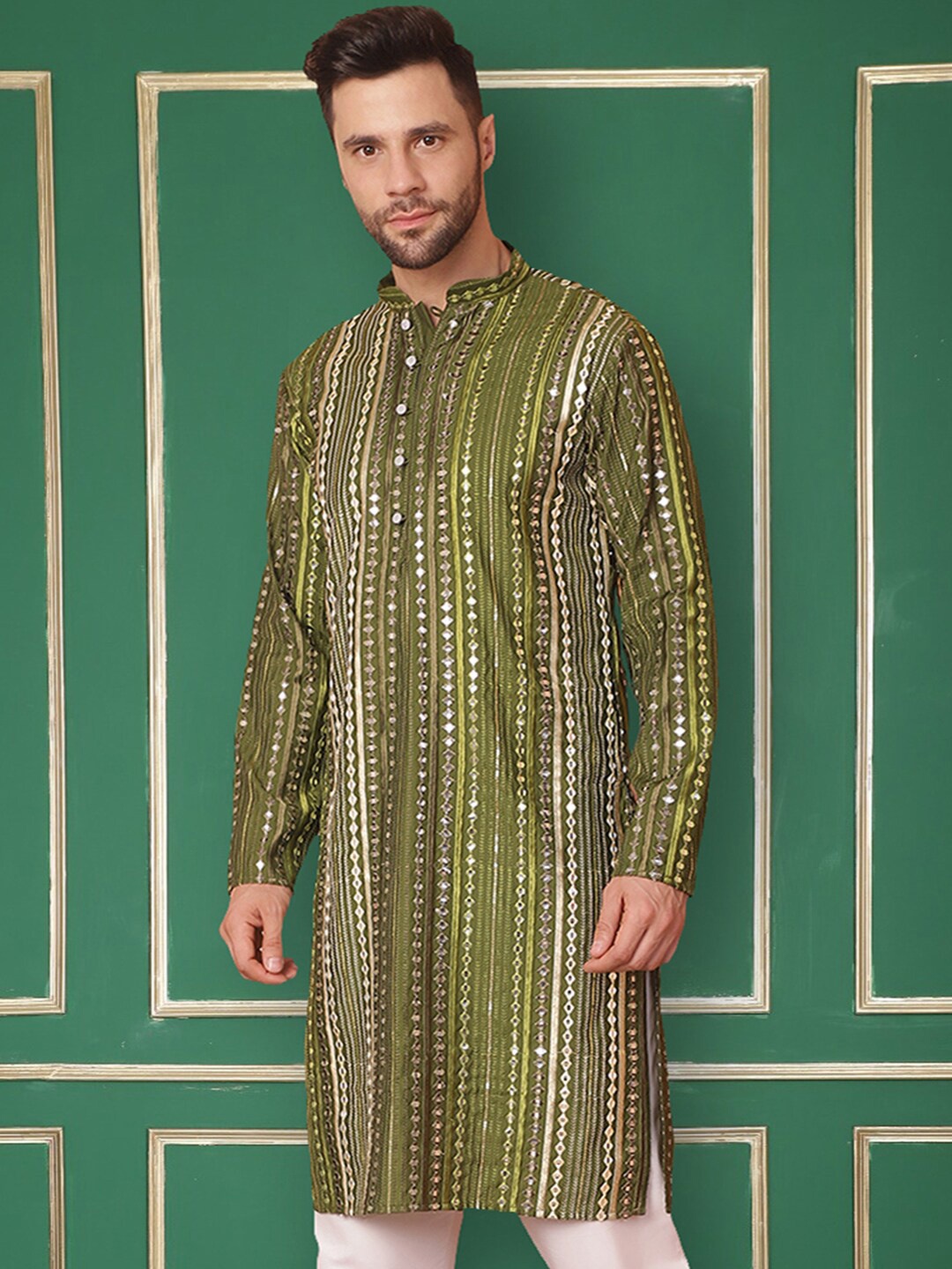 

Jompers Striped Thread Work Straight Kurta, Olive