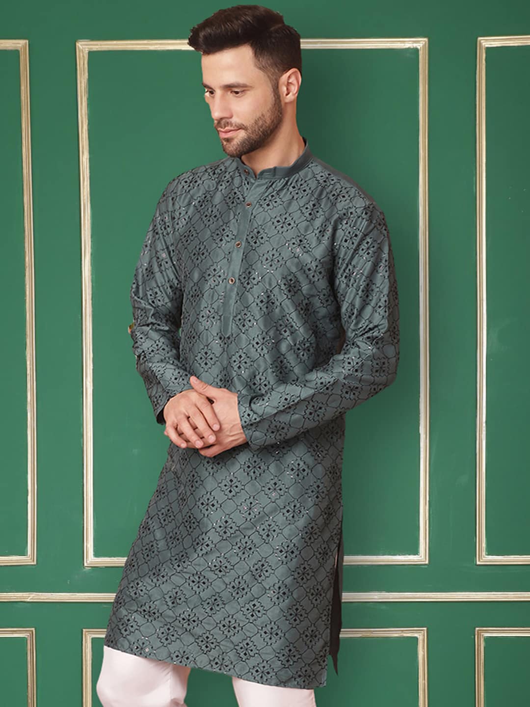 

Jompers Geometric Embroidered Mandarin Collar Long Sleeves Thread Work Kurta, Teal