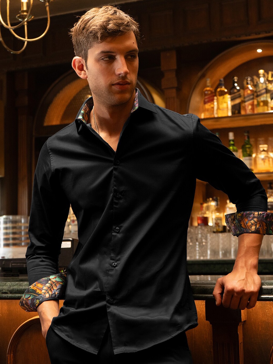 

ARISTOBRAT Slim Fit Floral Printed Opaque Casual Shirt, Black
