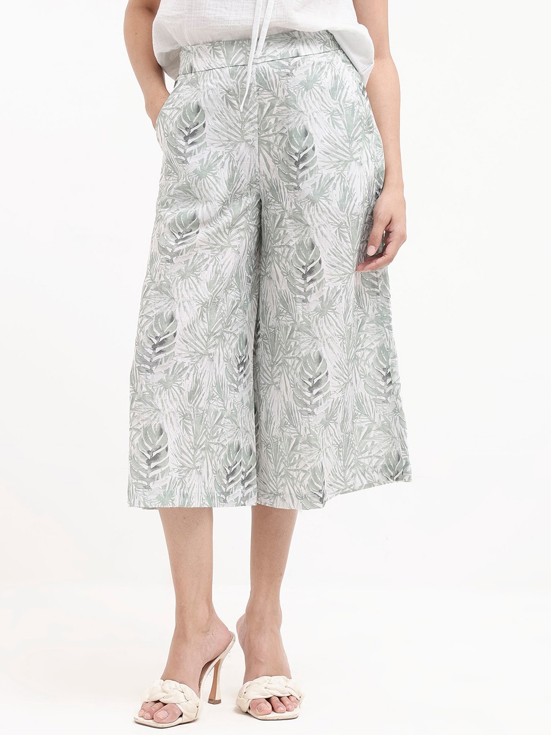 

RAREISM Floral Printed Comfort Flared High-Rise Culottes Trousers, Off white