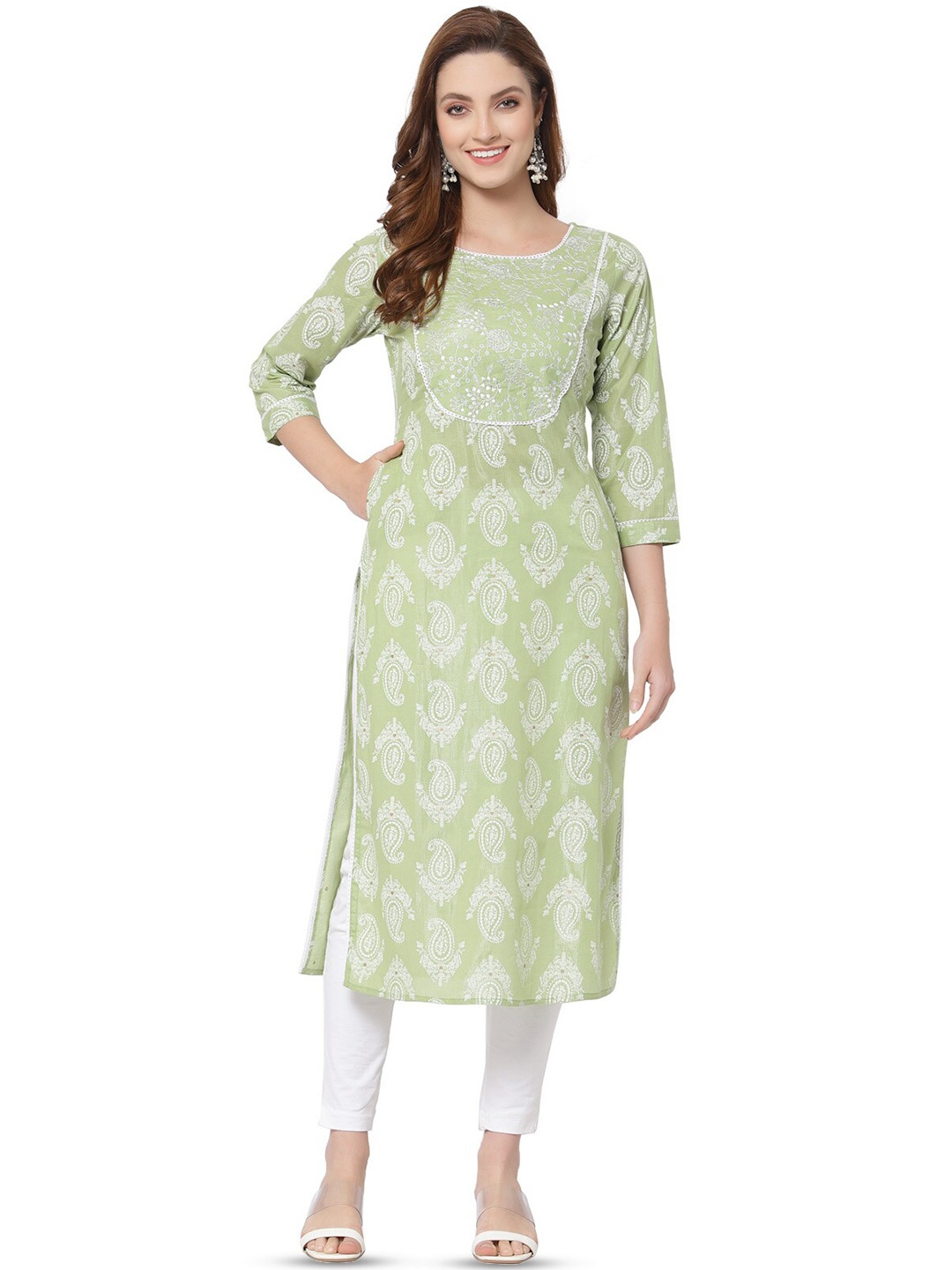 

AARYAHI Paisley Printed Sequinned Straight Kurta, Green