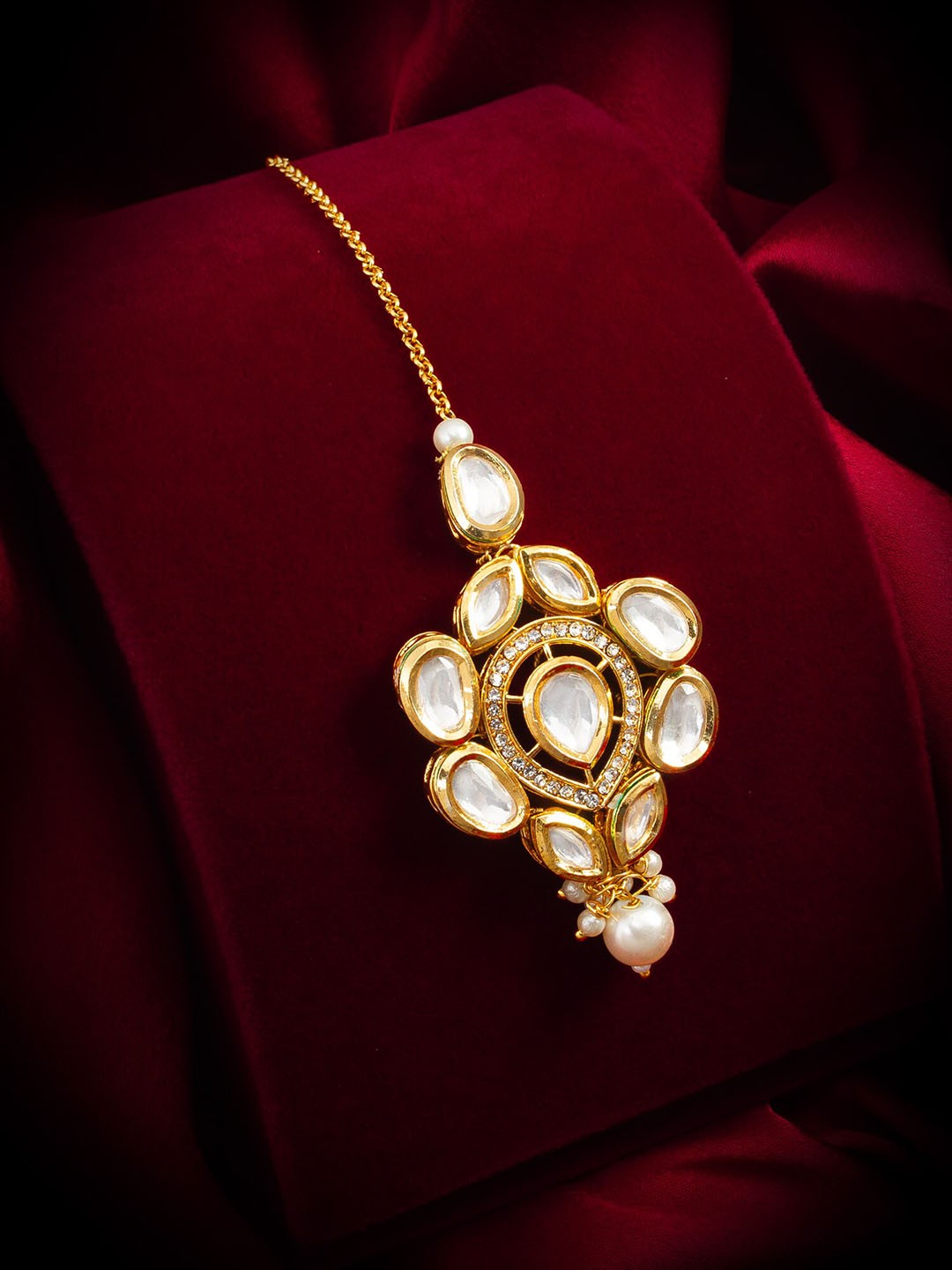 

aadita Gold-Plated Kundan-Studded Maang Tikka