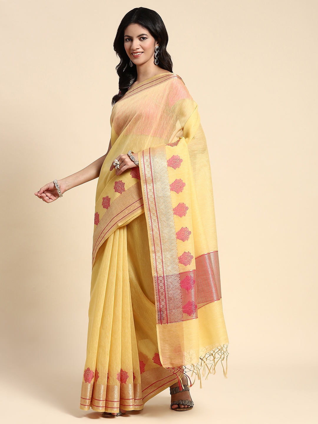 

Simaaya Kashida Pure Silk Saree, Yellow