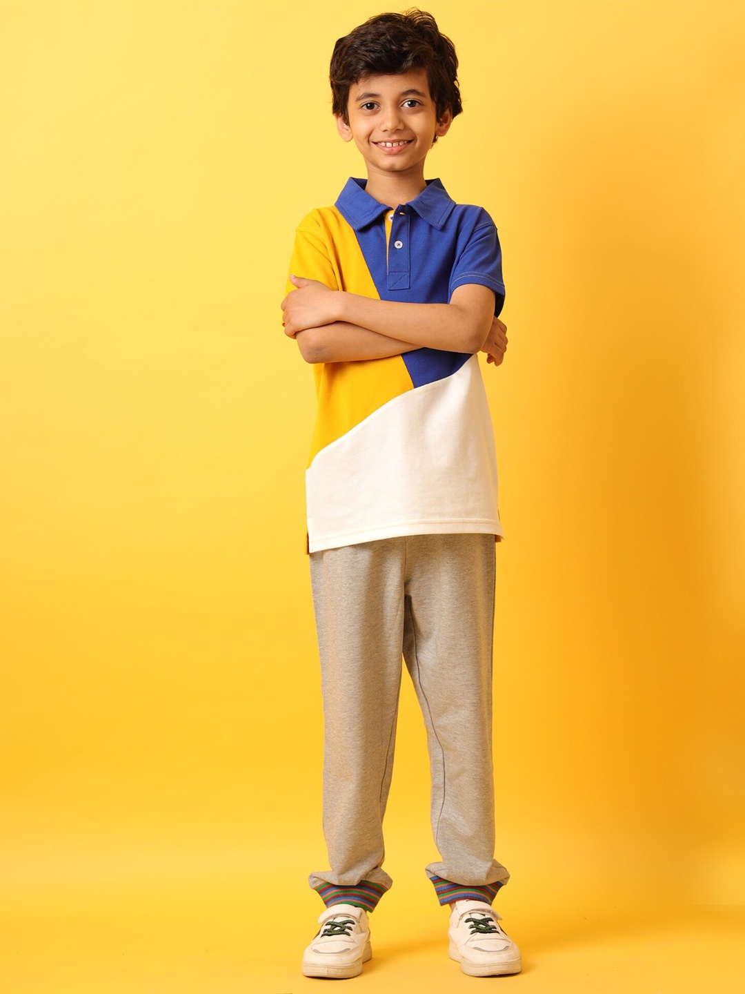 Anthrilo Boys Colourblocked T-shirt & Trousers Clothing Set, Mustard