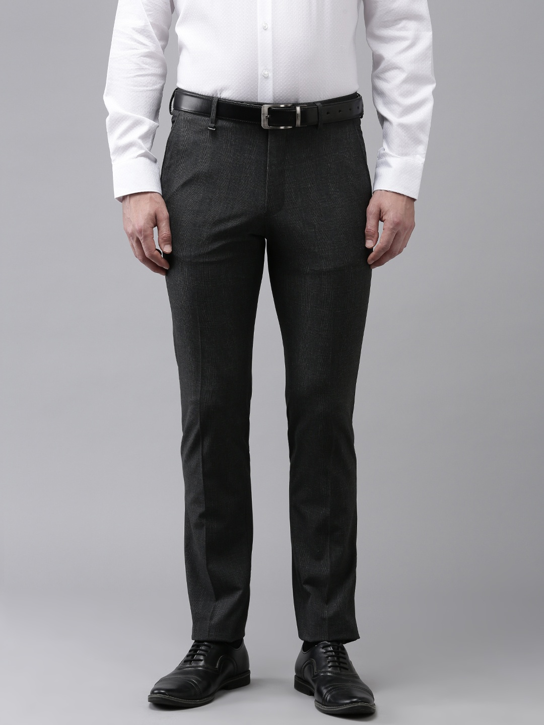 

Van Heusen Men Checked Slim Fit Formal Trousers, Charcoal