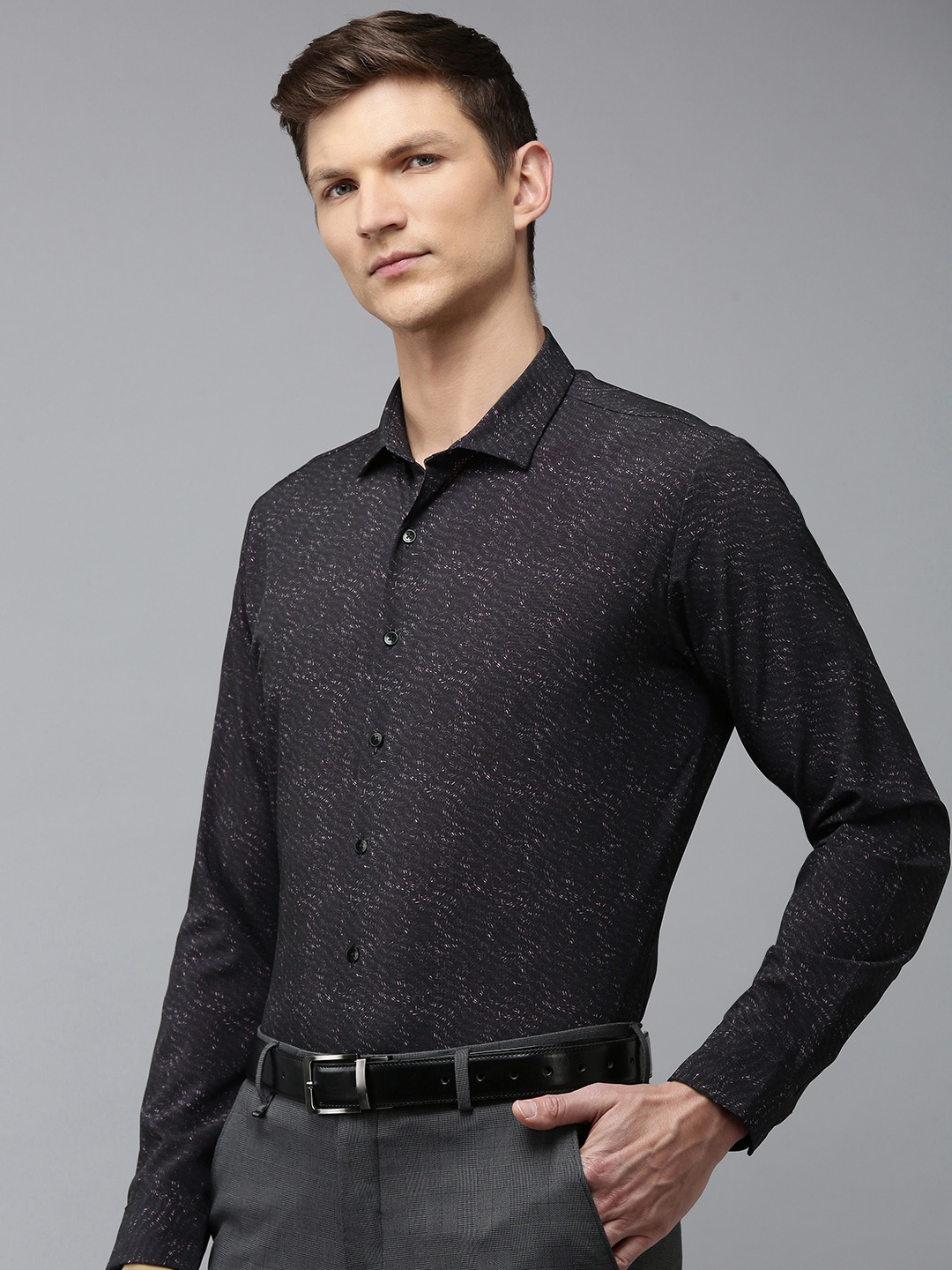 

Van Heusen Slim Fit Opaque Printed Formal Shirt, Navy blue