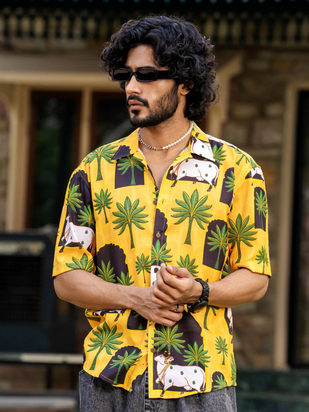 

Firangi Yarn Men Modern Floral Opaque Printed Casual Shirt, Yellow