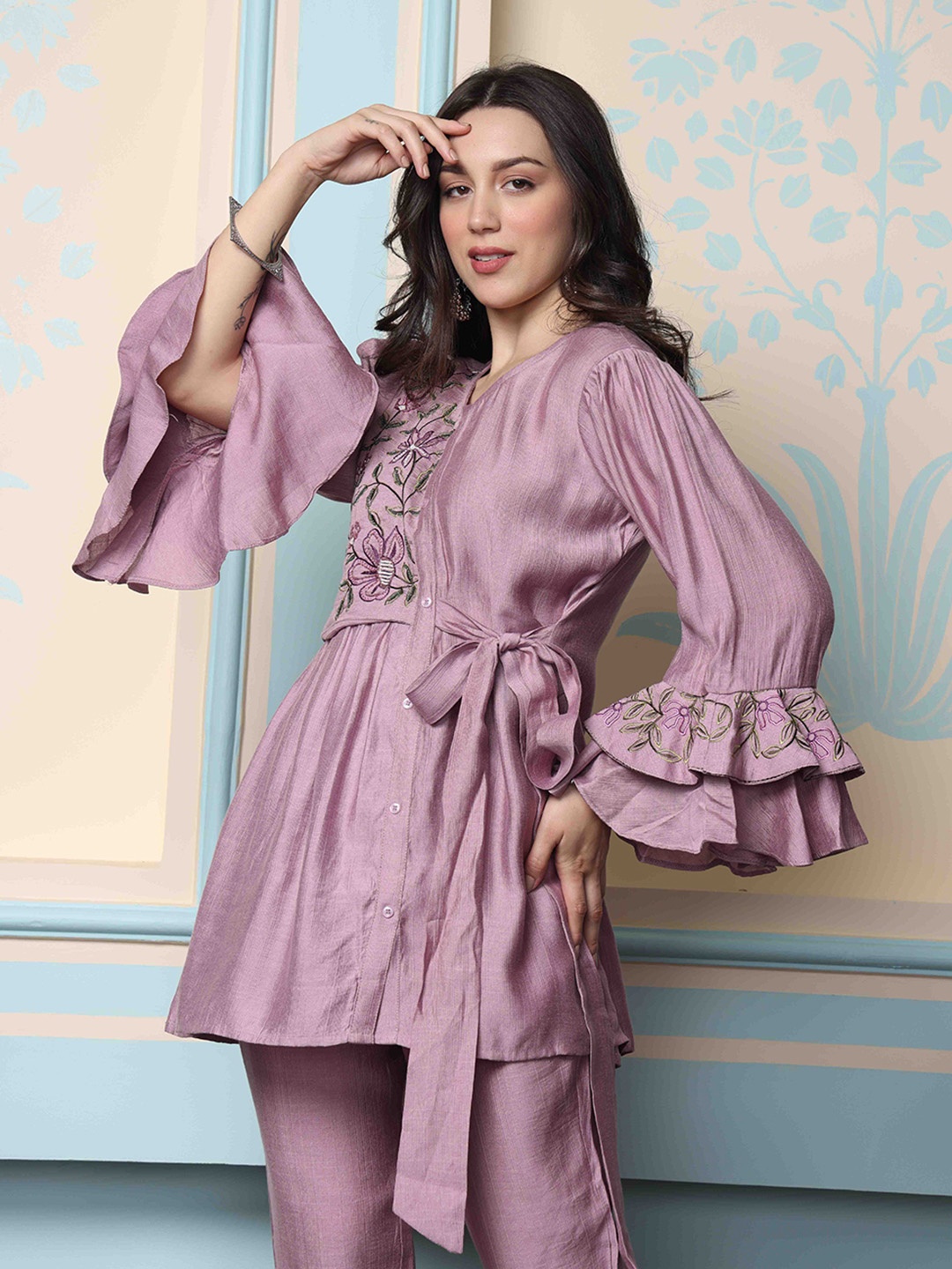 

Ishin Embroidered Top And Trouser, Lavender