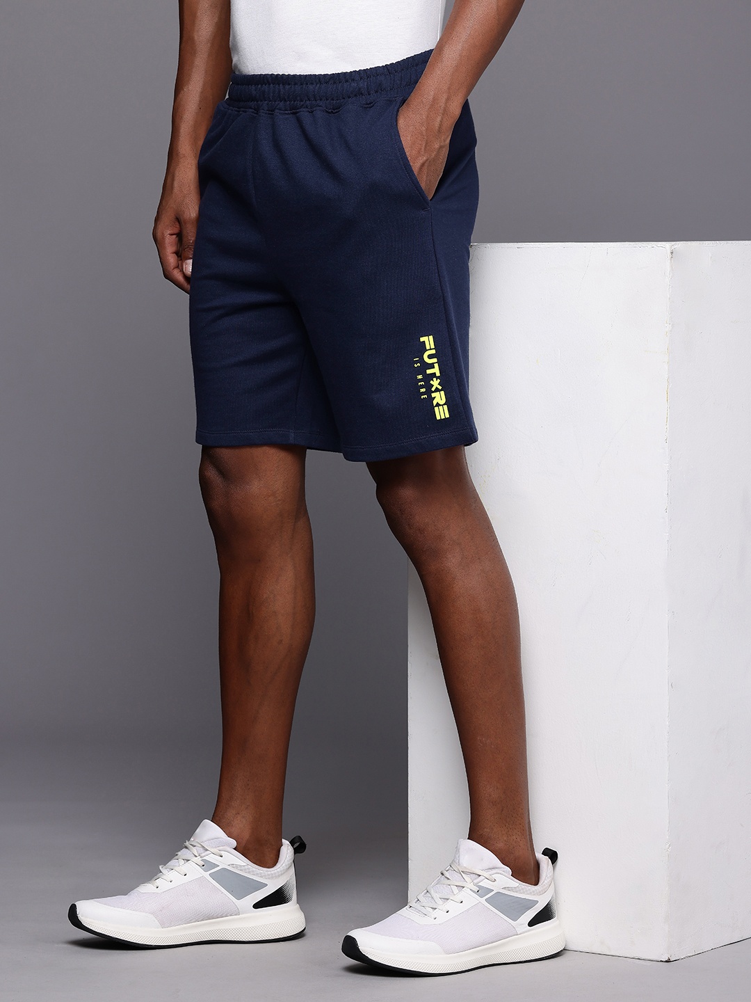 

HRX by Hrithik Roshan Men Typography Printed Rapid-Dry Shorts, Navy blue