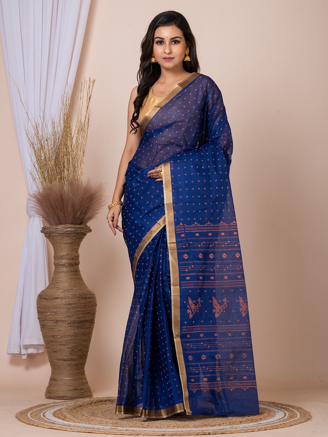 

Laa Calcutta Geometric Printed Pure Cotton Taant Saree, Blue