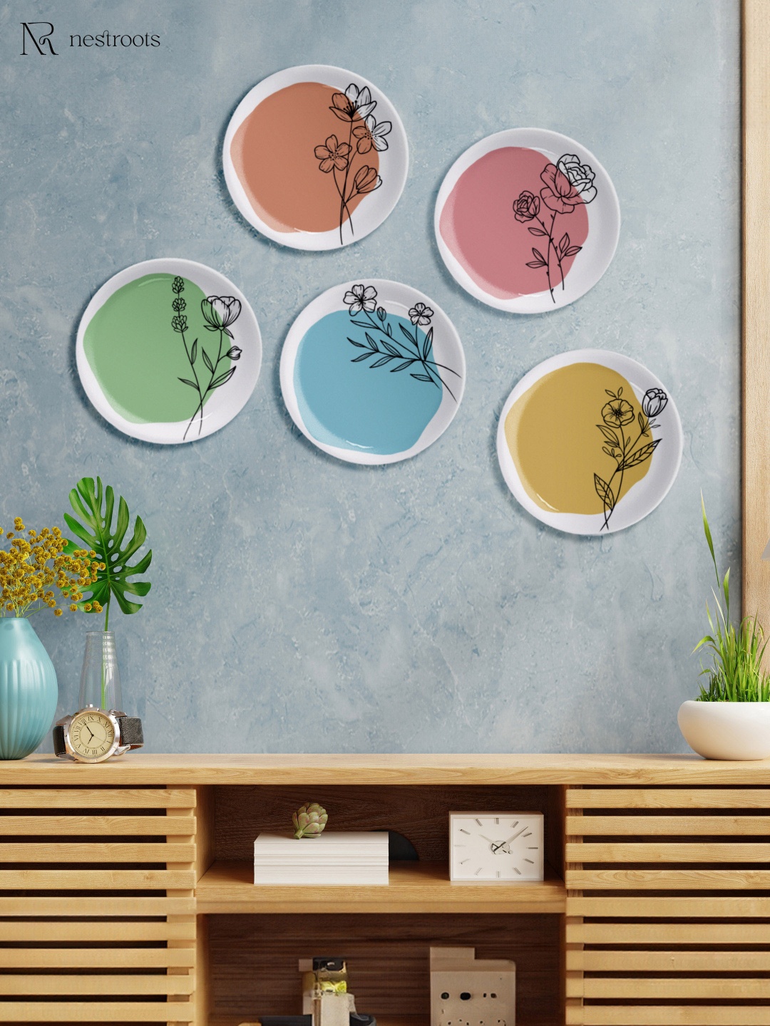 

nestroots White & Blue 5 Pieces Floral Printed Flourish Wall Plates