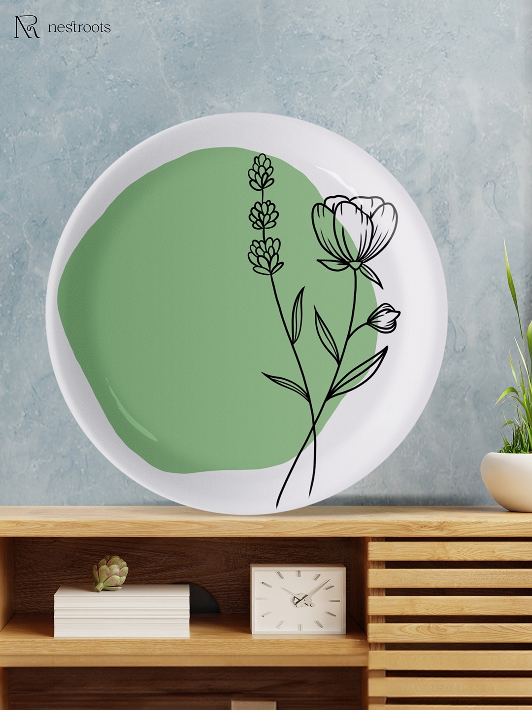 

nestroots Green & White Printed Sun-Kissed Blooms Wall Plate