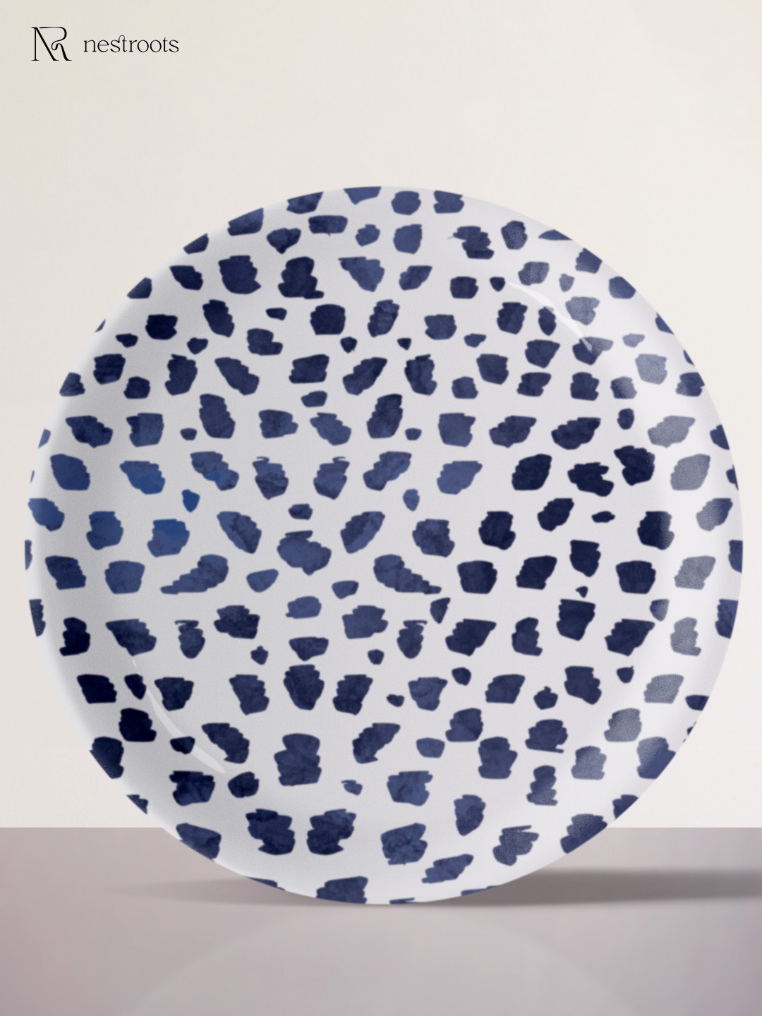 

nestroots Blue & White Abstract Printed Calming Currents Wall Plate