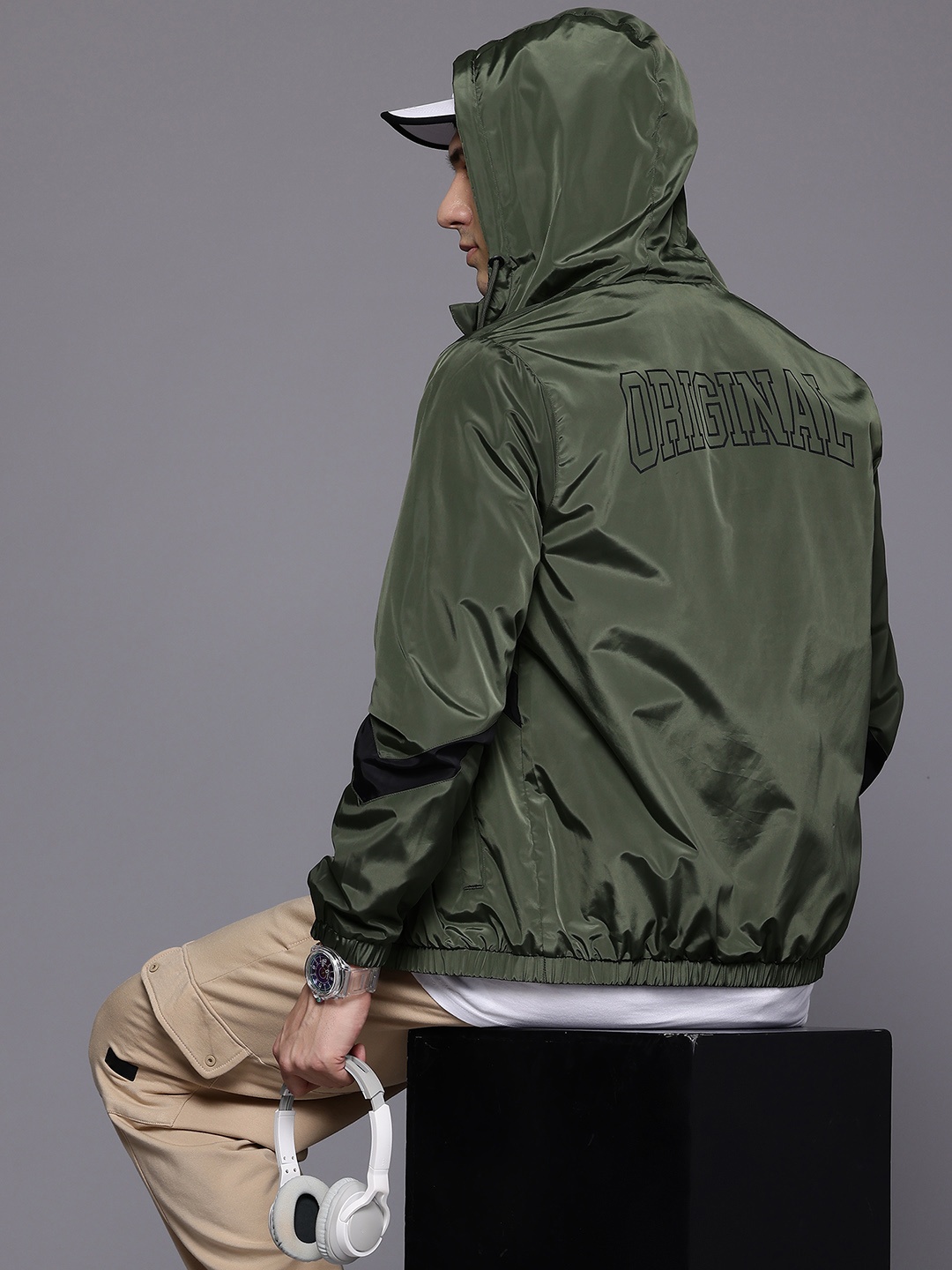 

HRX by Hrithik Roshan Rapid-Dry Hooded Tailored Jacket, Olive