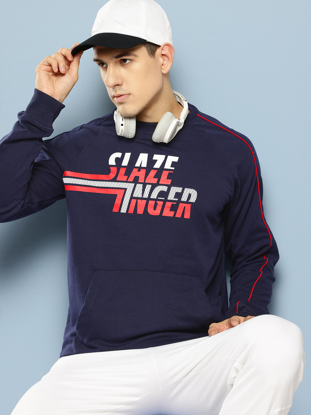 

Slazenger Brand Logo Print Raglan Sleeve Sweatshirt, Navy blue