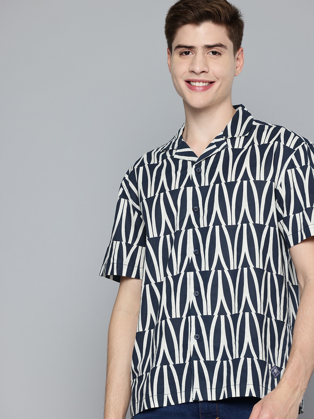 

Aeropostale Men Printed Pure Cotton Casual Shirt, Navy blue