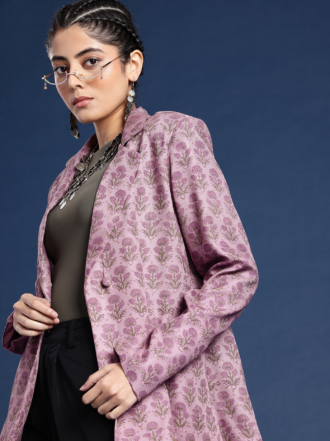 

Taavi Sanganeri Floral Printed Single-Breasted Casual Blazer, Purple