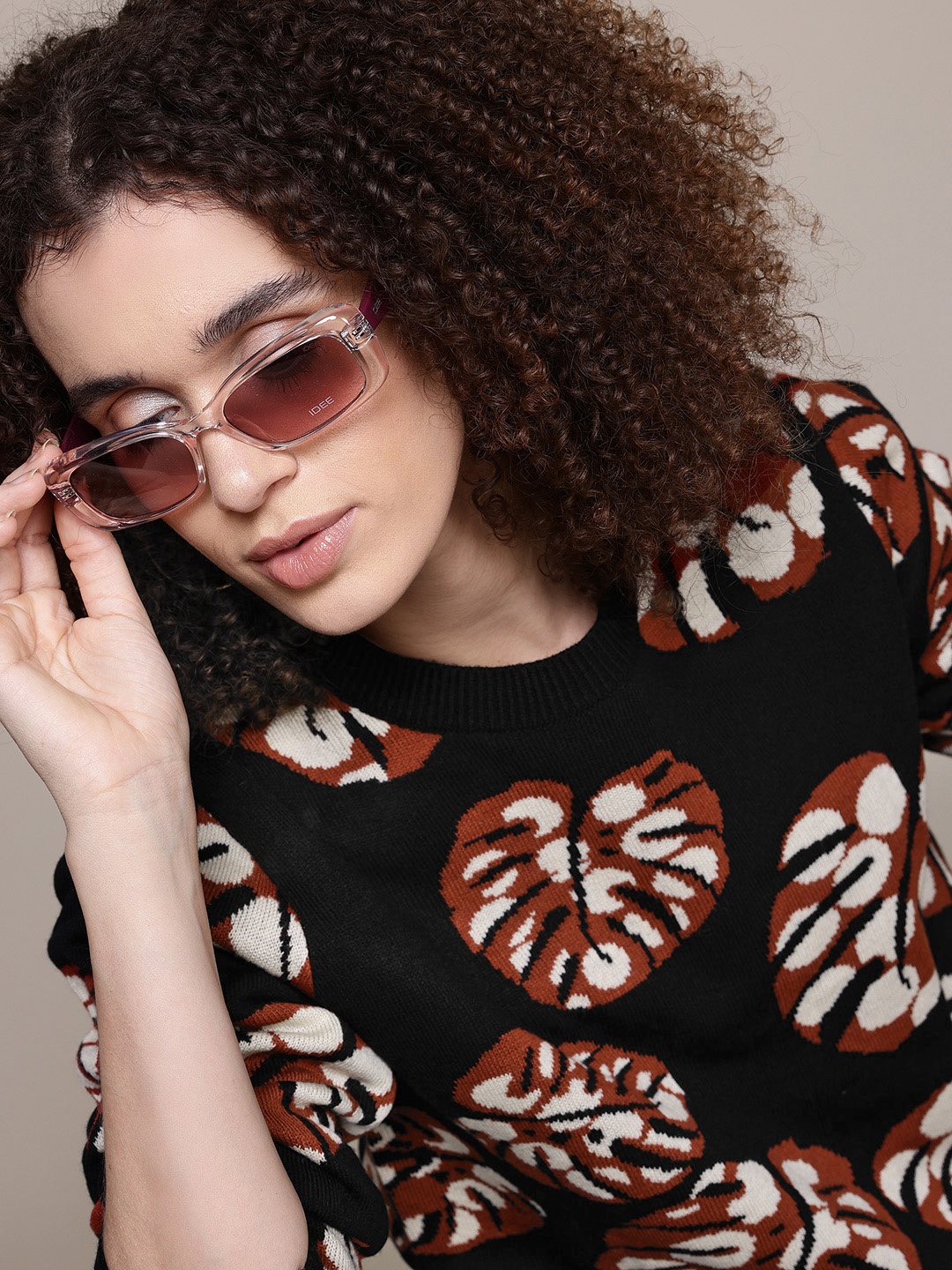 

The Roadster Lifestyle Co. Floral Sweater, Black