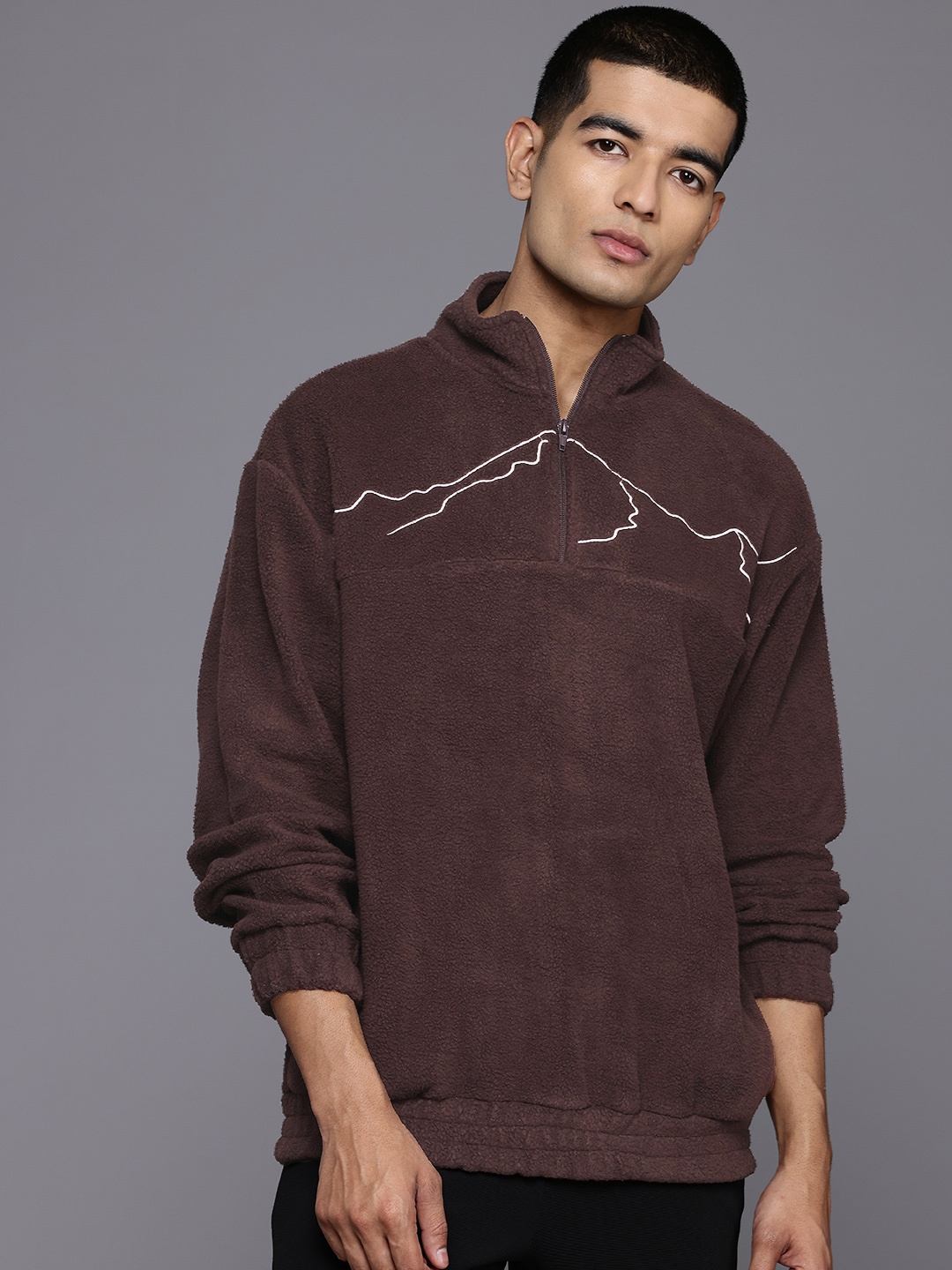 

HRX by Hrithik Roshan Fleece Pullover Outdoor Sweatshirt, Brown